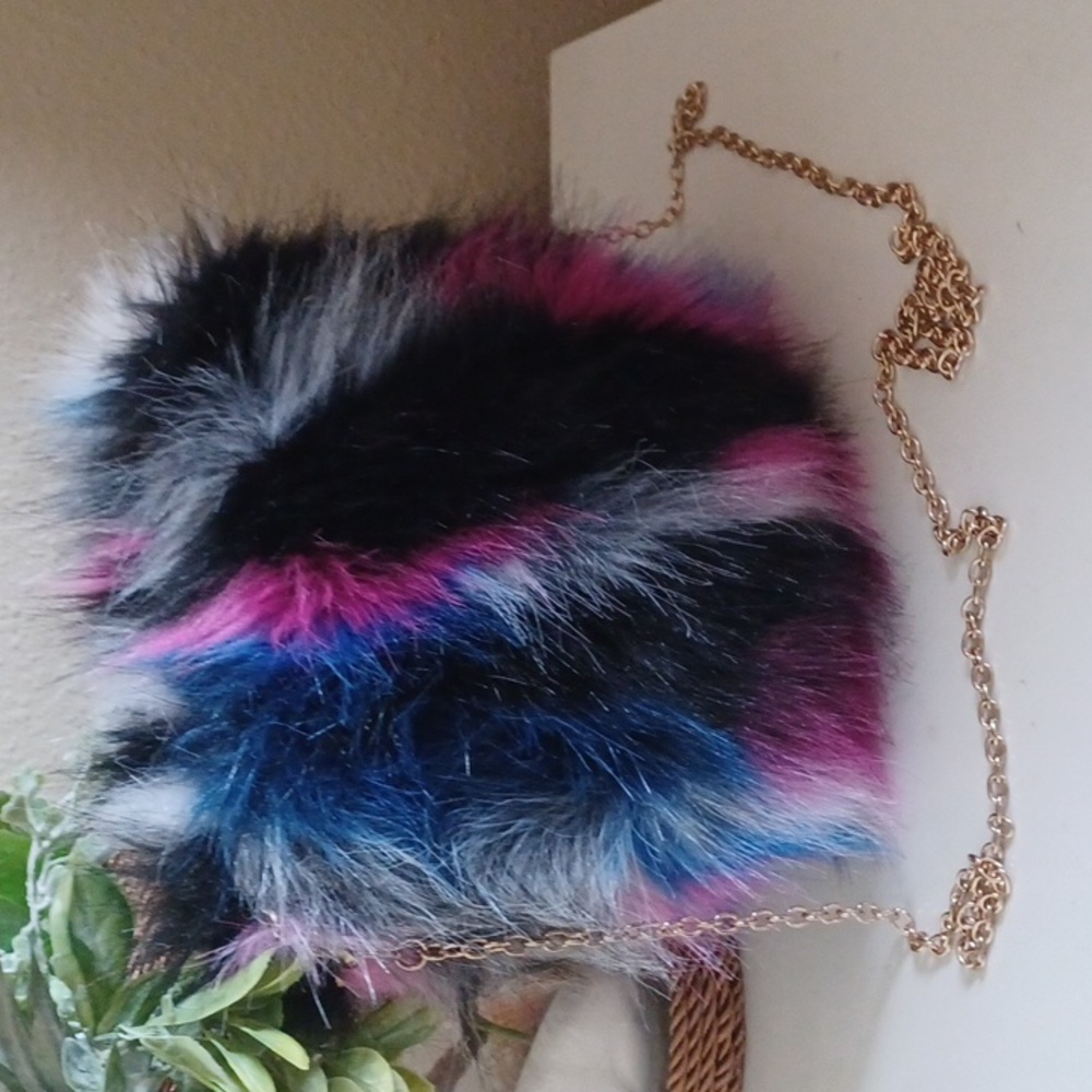 Faux Fur Multicolor Crossbody Bag with Gold Chain
